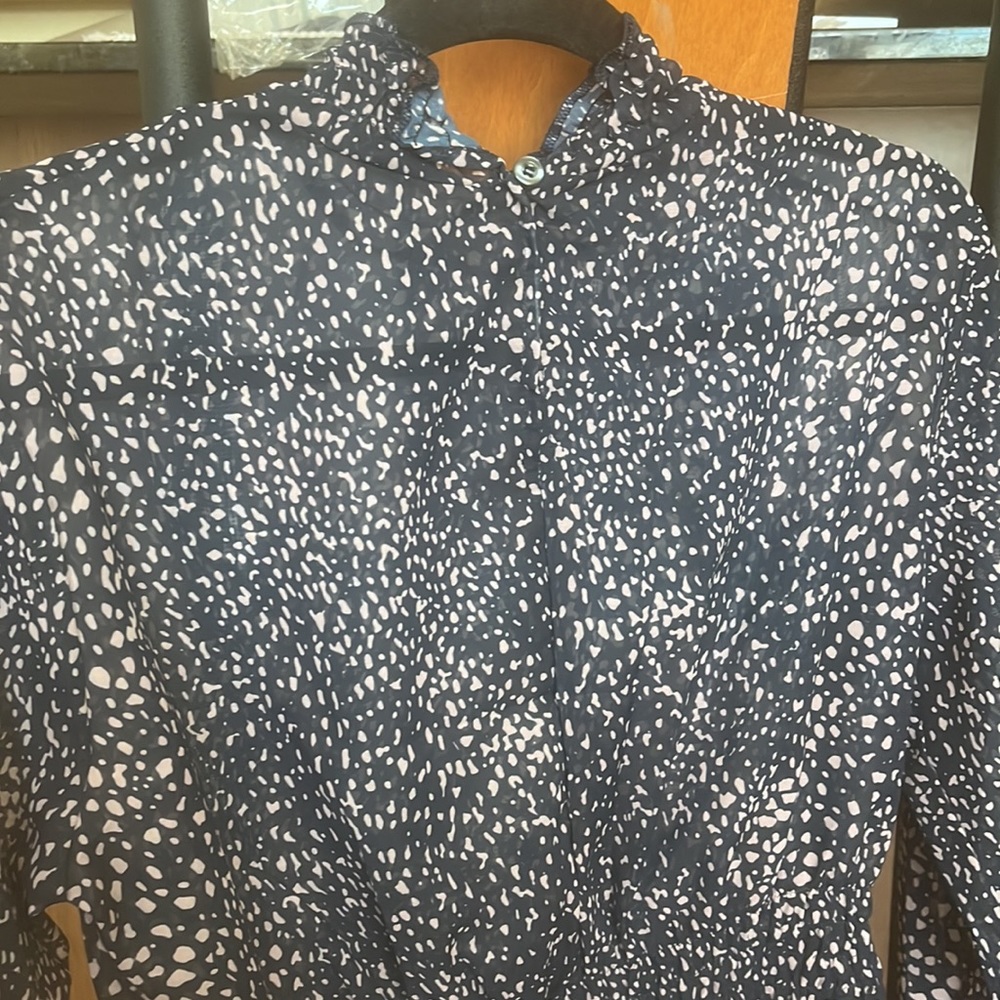 Patterned Blouse - Picture 5 of 5